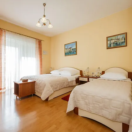 Adria Hotel