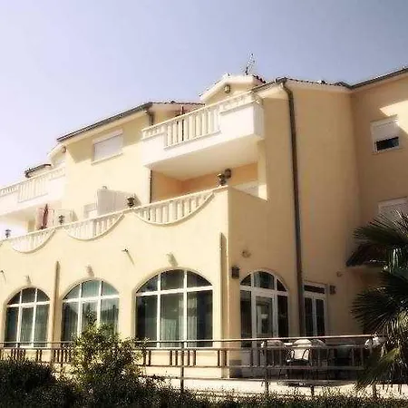 Hotel Adria 3*