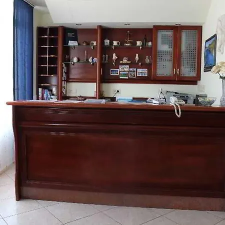 Adria Hotel Kastela
