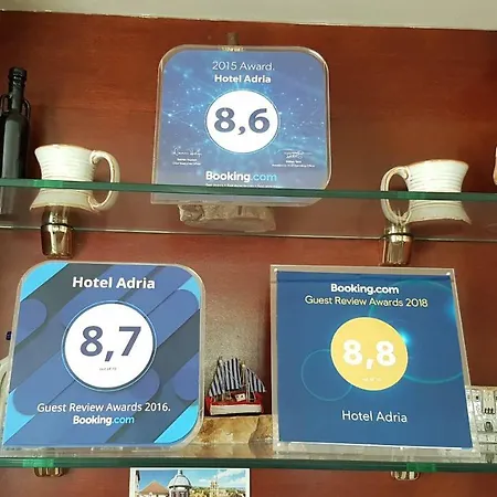 Ξενοδοχείο Adria 3*